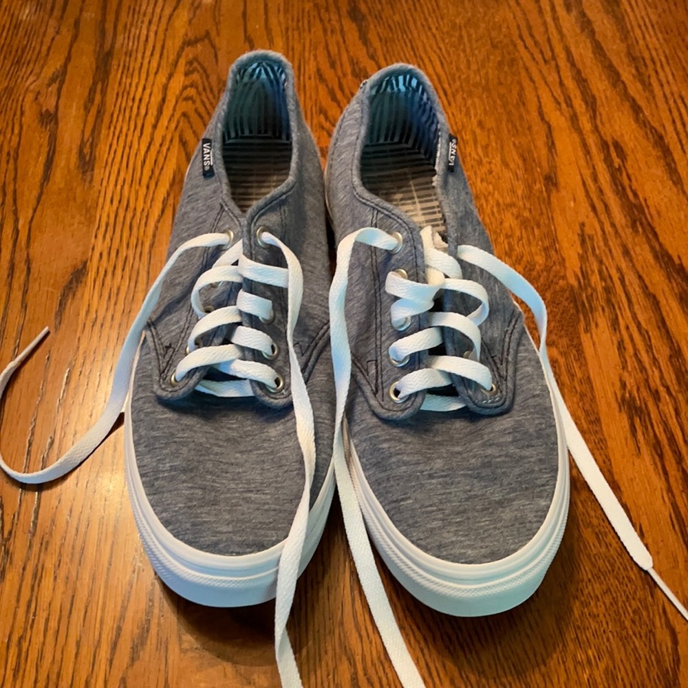 Vans low top